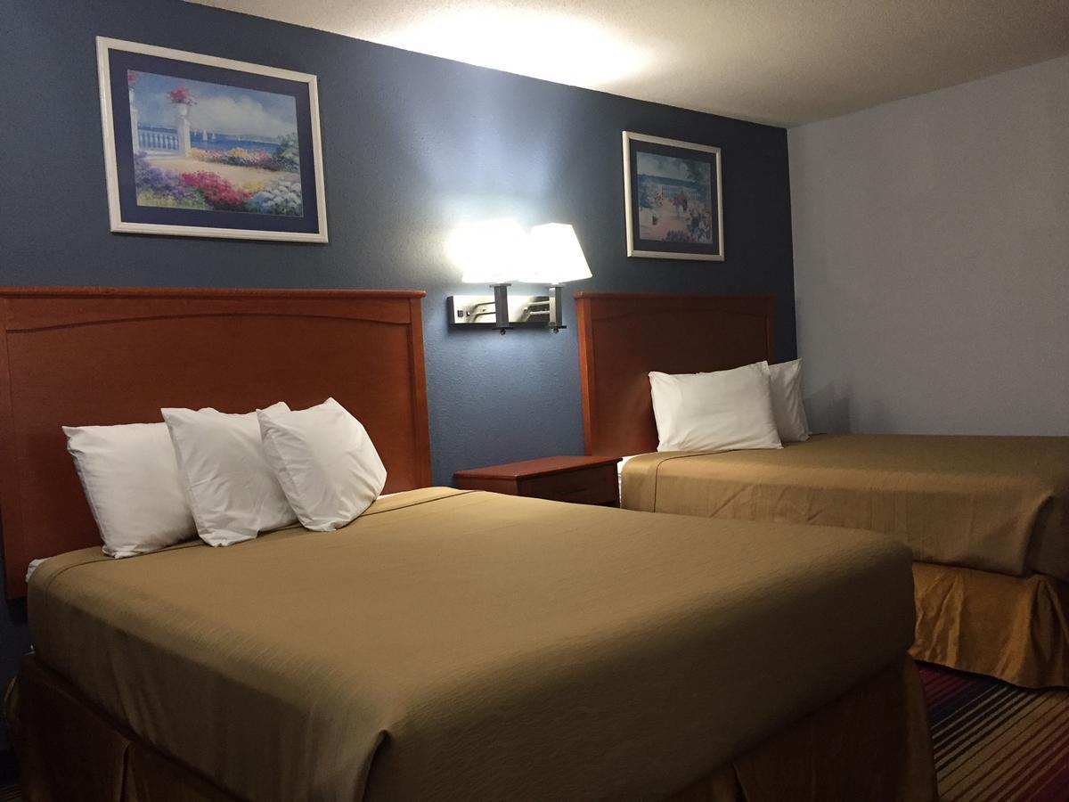 Travelodge By Wyndham Spirit Lake/okoboji 3*